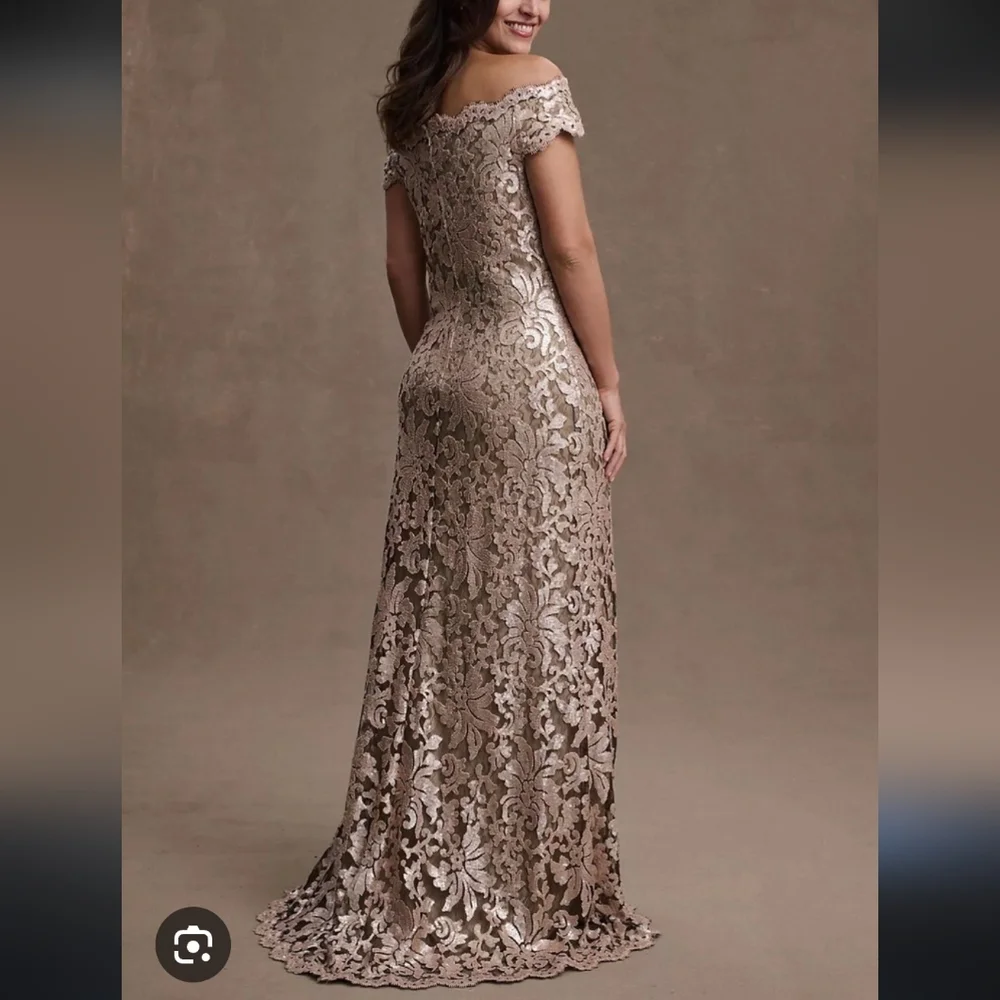 NWT Tadashi Shoji Metallic Lace Off-Shoulder Dress SZ 8 - Picture 2 of 9